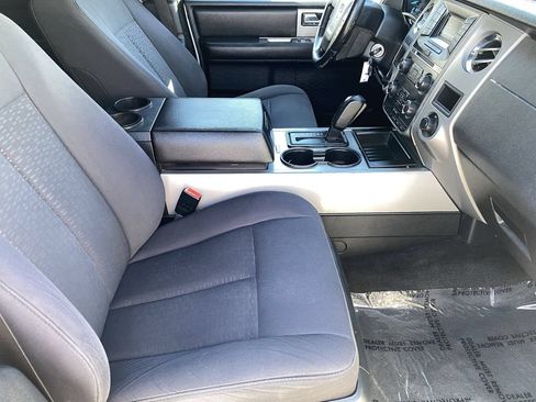 Used 2015 Ford Expedition EL XLT RWD image 9