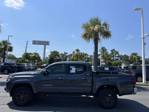 Used 2023 Toyota Tacoma SR5 RWD image 7