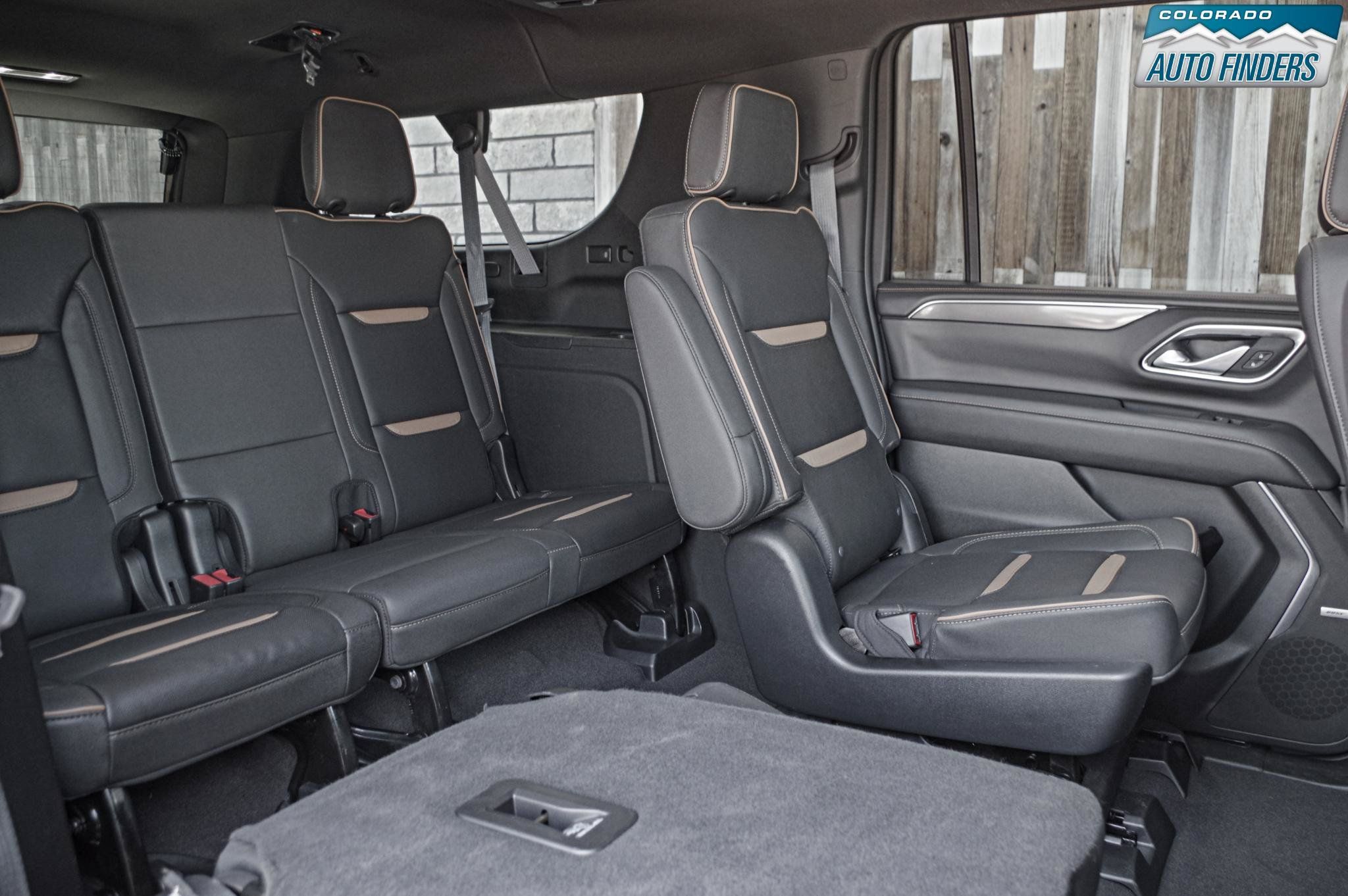 Used 2023 GMC Yukon XL AT4 w/ AT4 Premium Plus Package AWD/4WD image 24