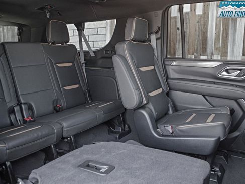 Used 2023 GMC Yukon XL AT4 w/ AT4 Premium Plus Package AWD/4WD image 24