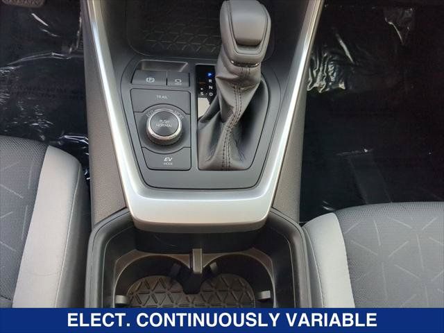 Used 2025 Toyota RAV4 XLE w/ Weather Package AWD/4WD image 19