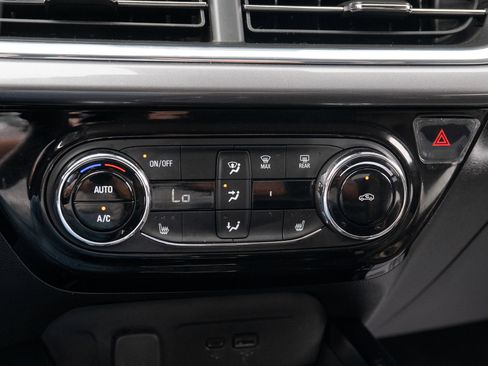 Used 2026 Chevrolet Trax ACTIV w/ Driver Confidence Package image 32