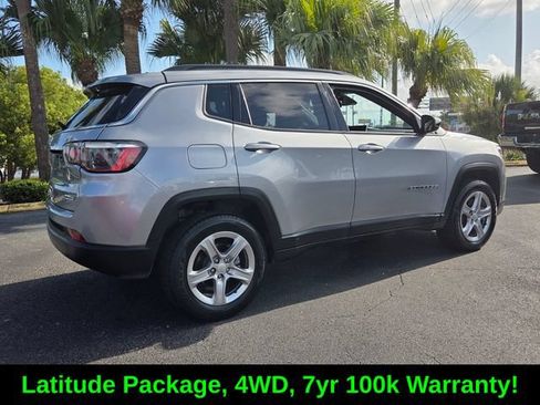 Used 2024 Jeep Compass Latitude AWD/4WD image 7