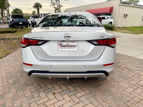 Used 2023 Nissan Sentra SV image 4