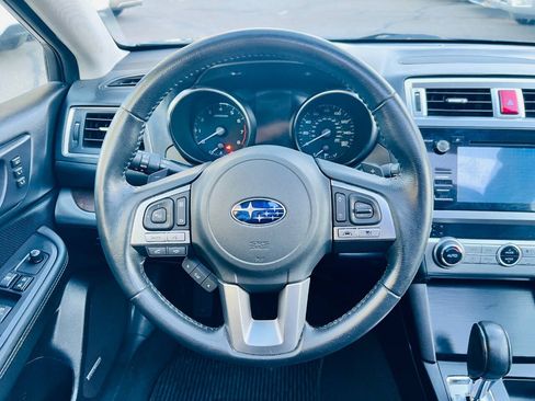 Used 2017 Subaru Outback 3.6R Limited AWD/4WD image 18