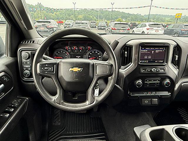 Used 2020 Chevrolet Silverado 1500 Custom w/ Custom Value Package AWD/4WD image 12