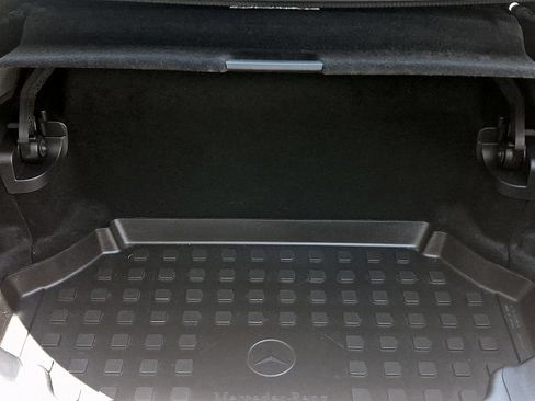 Used 2014 Mercedes-Benz SL 550 image 30