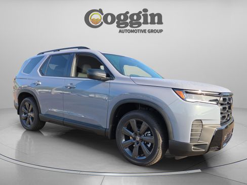New 2026 Honda Pilot Sport image 7