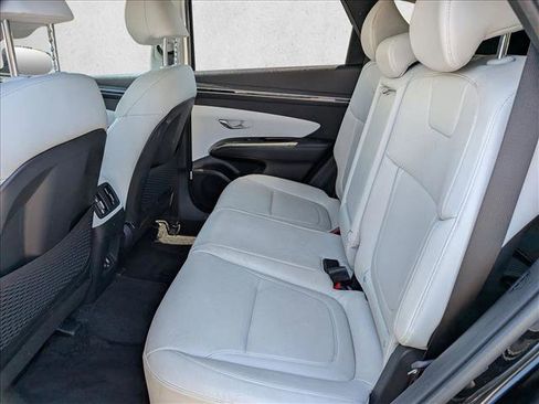 Used 2023 Hyundai Tucson SEL w/ Cargo Package AWD/4WD image 16