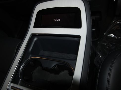 New 2026 Lincoln Navigator Reserve AWD/4WD image 28