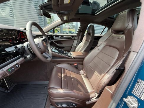 New 2026 Porsche Panamera image 5