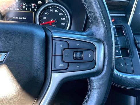 Used 2021 Chevrolet Suburban Premier w/ Premium Package image 12