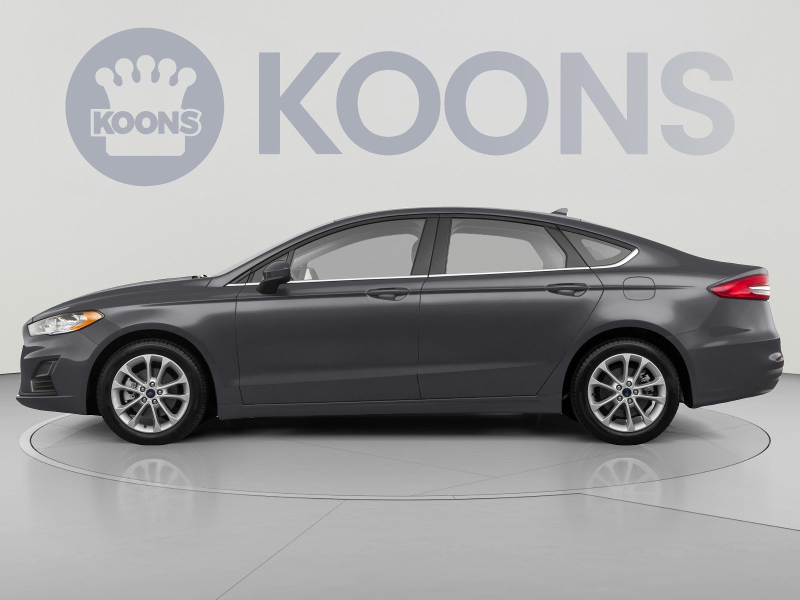 Used 2020 Ford Fusion SE FWD image 2