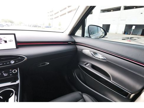 Used 2026 Genesis GV70 2.5T AWD/4WD image 12