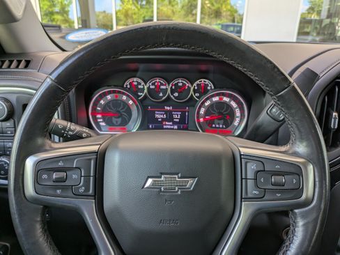 Used 2021 Chevrolet Silverado 1500 RST AWD/4WD image 29