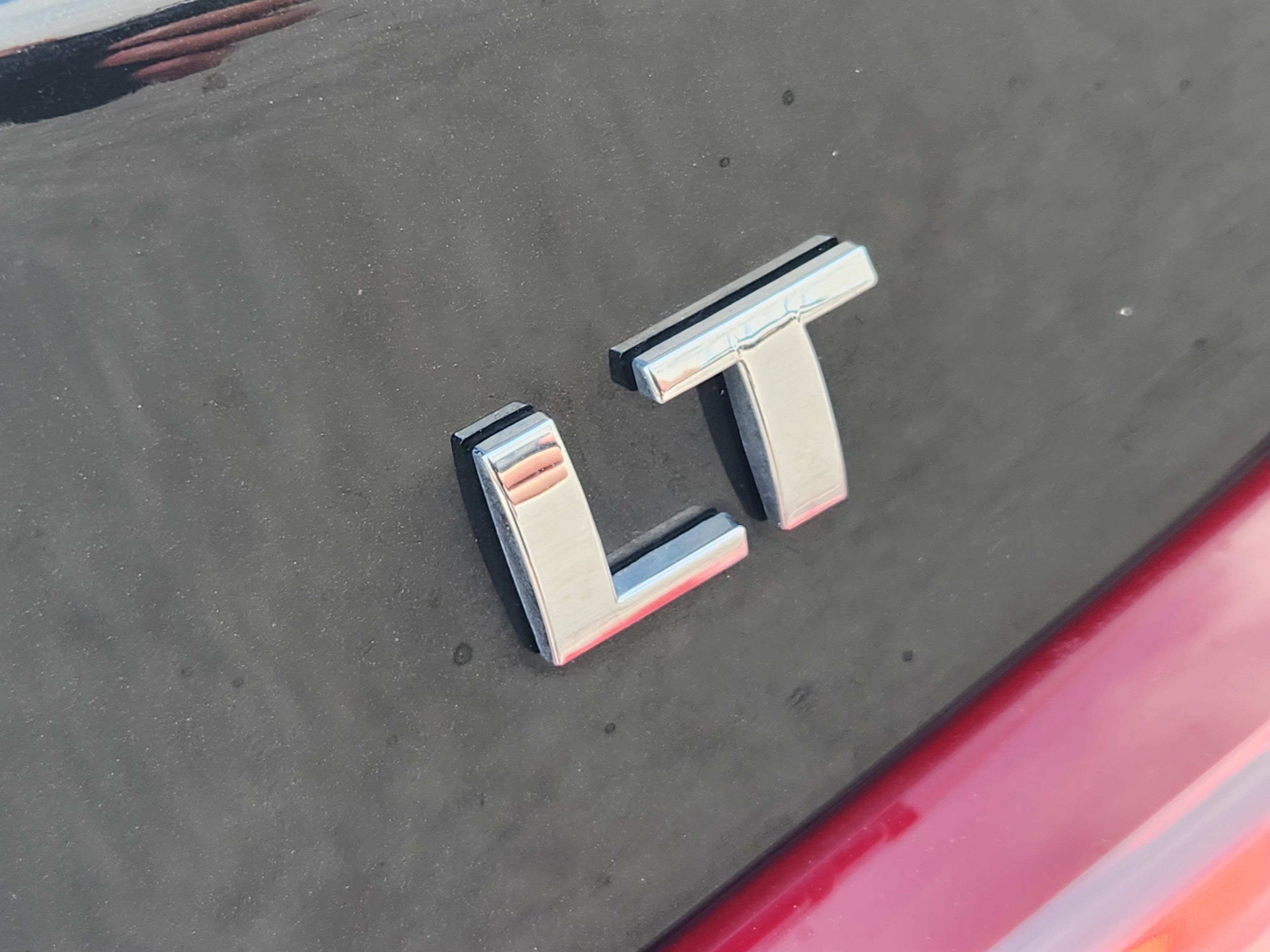 Used 2024 Chevrolet Malibu LT FWD image 12