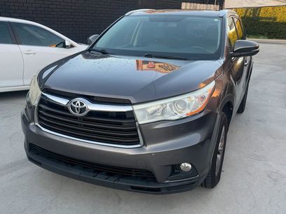 Used 2014 Toyota Highlander XLE