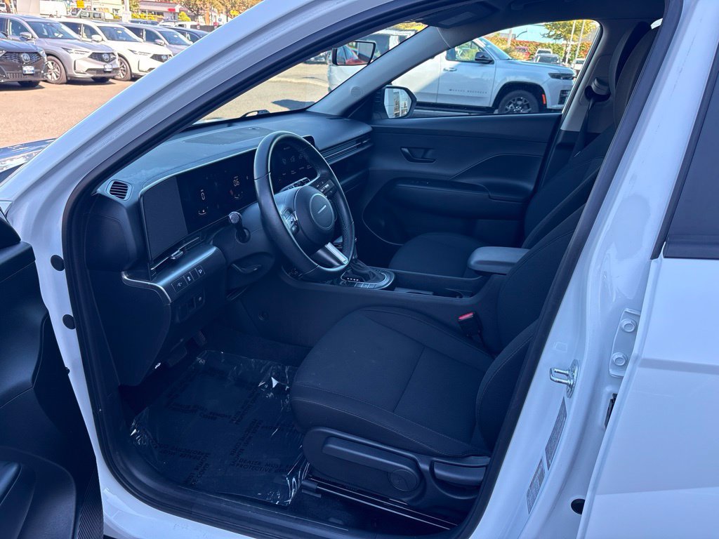 Used 2026 Hyundai Kona SEL Sport FWD image 14