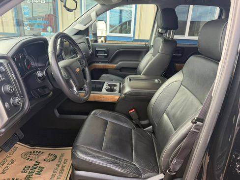 Used 2014 Chevrolet Silverado 1500 LTZ w/ Max Trailering Package image 10