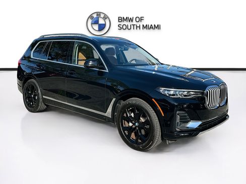 Certified 2022 BMW X7 xDrive40i w/ Premium Package image 1