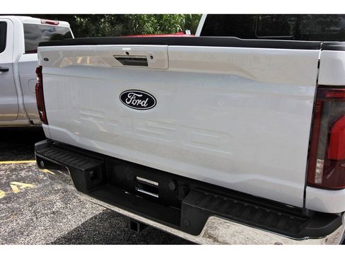 Used 2024 Ford F150 Lariat w/ FX4 Off-Road Package AWD/4WD image 5