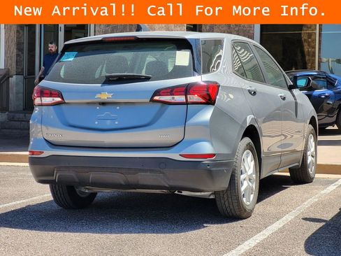 Used 2023 Chevrolet Equinox LS AWD/4WD image 5