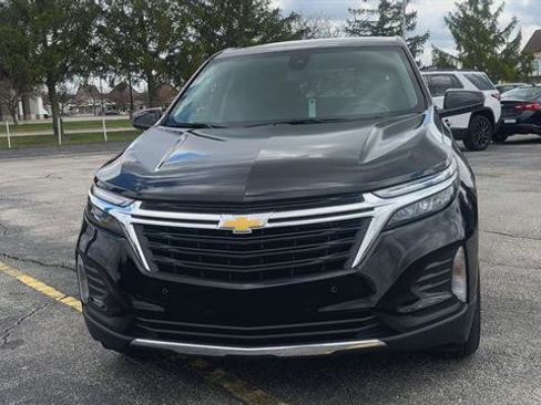 Used 2024 Chevrolet Equinox LT image 3
