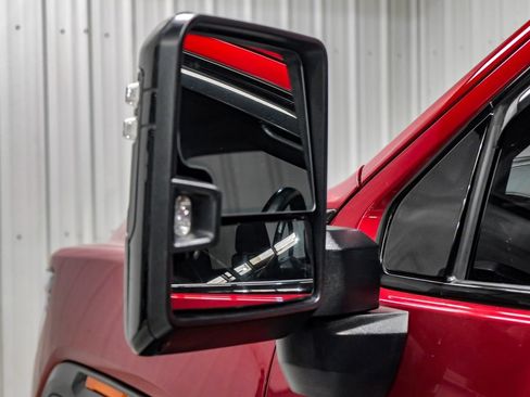 Used 2025 GMC Sierra 2500 AT4X AWD/4WD image 33