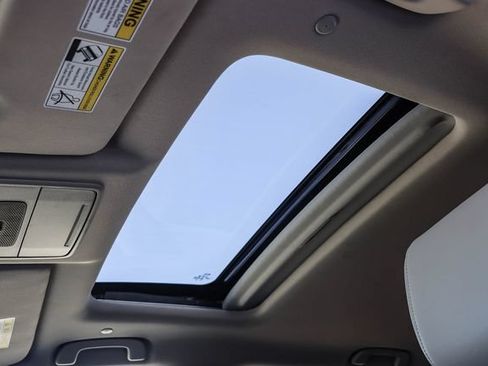 Used 2025 Honda CR-V EX-L image 28