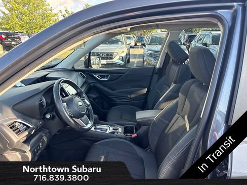Used 2022 Subaru Forester Premium AWD/4WD image 7
