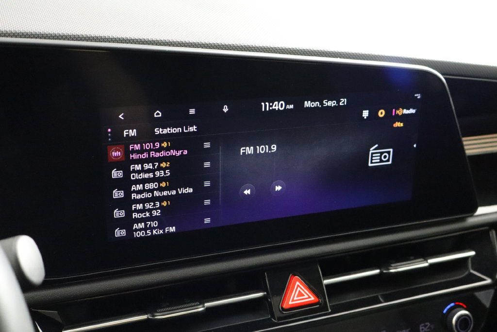 Used 2023 Kia Niro Wave w/ Wave Preserve Package FWD image 37