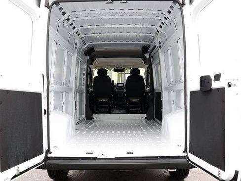Used 2026 RAM ProMaster 2500 FWD image 23
