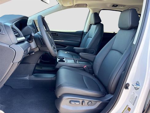 Certified 2026 Honda Odyssey EX-L image 23