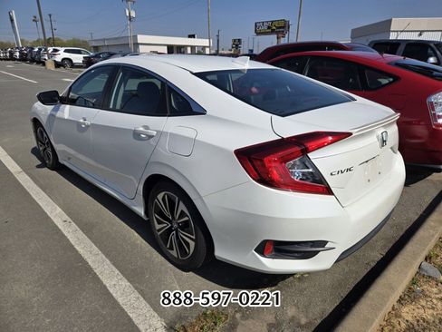 Used 2017 Honda Civic EX-L image 5