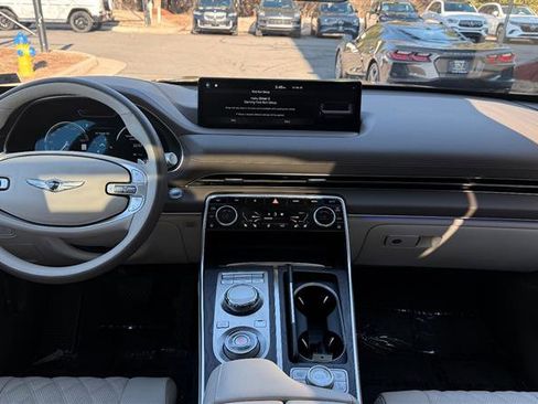 Used 2024 Genesis GV80 3.5T w/ Prestige Package image 21