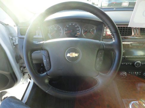 Used 2014 Chevrolet Impala LT image 5