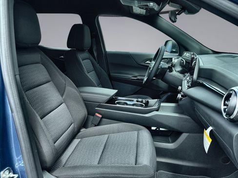 New 2026 Chevrolet Equinox LT FWD image 33