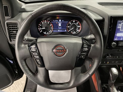 Used 2023 Nissan Frontier PRO-4X w/ Pro Convenience Package image 18