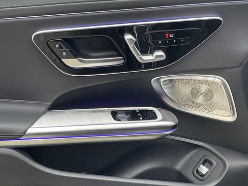 Certified 2024 Mercedes-Benz CLE 300 4MATIC Coupe image 17