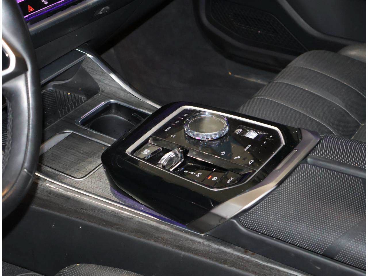 Certified 2024 BMW i7 eDrive50 RWD image 12