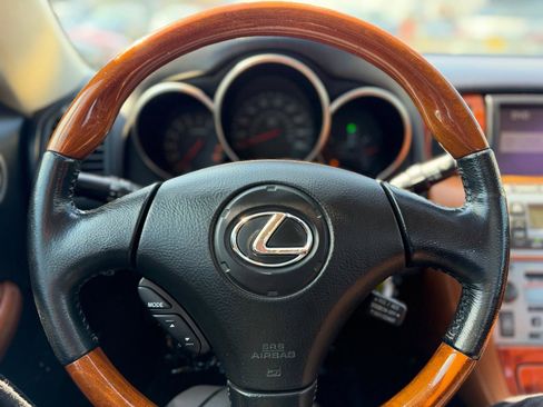 Used 2002 Lexus SC 430 Convertible image 40