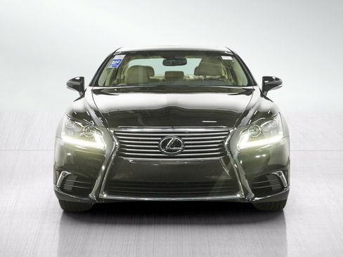 Used 2015 Lexus LS 460 w/ Comfort Package RWD image 8