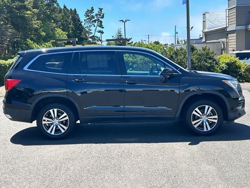 Used 2016 Honda Pilot EX image 4