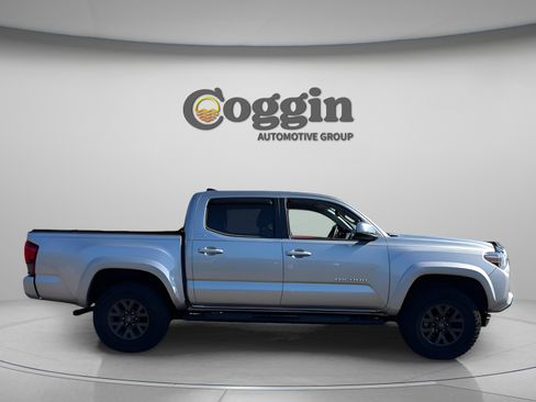 Used 2023 Toyota Tacoma TRD Sport image 6