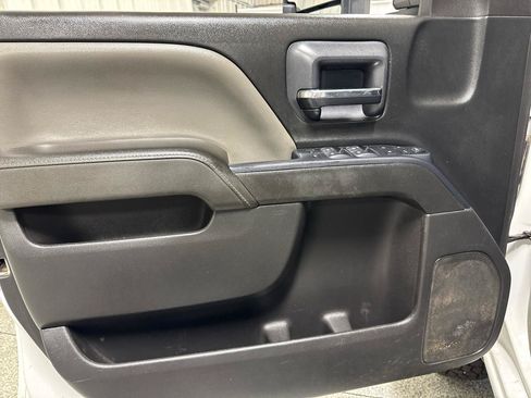Used 2015 Chevrolet Silverado 3500 W/T w/ WT Convenience Package AWD/4WD image 18