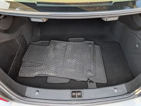 Used 2011 Mercedes-Benz C 300 Luxury image 37