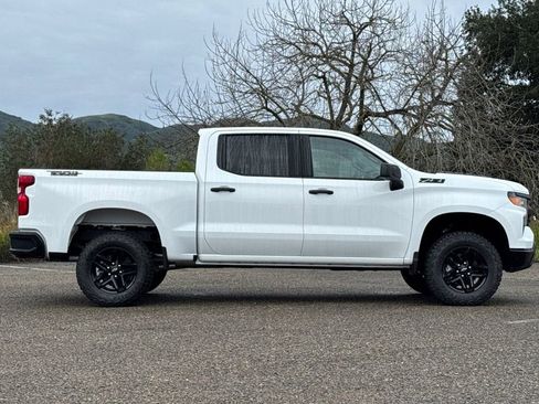 New 2026 Chevrolet Silverado 1500 Custom Trail Boss w/ Dark Appearance Package AWD/4WD image 3