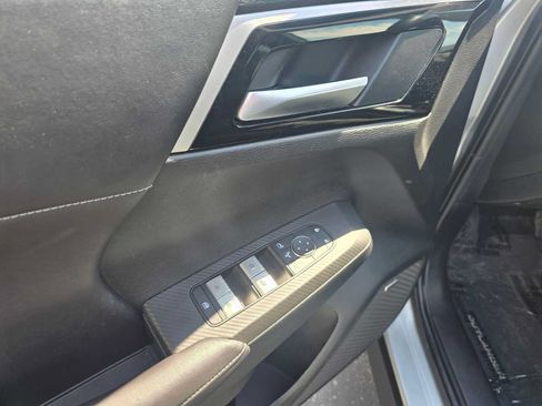 Used 2025 Mitsubishi Outlander SE AWD/4WD image 20