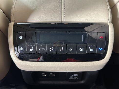 Used 2023 INFINITI QX60 Sensory w/ Vision Package AWD/4WD image 25