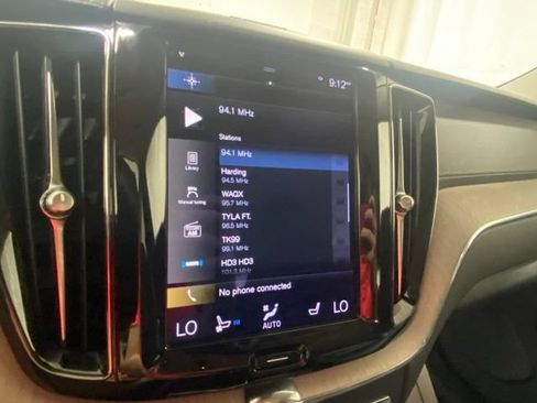 Used 2021 Volvo XC60 T5 Inscription AWD/4WD image 20